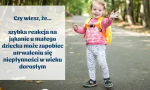 Uśmiechnięta dziewczynka z plecakiem. Szybka reakcja na jąkanie u dziecka może zapobiec utrwaleniu się niepłynności w wieku dorosłym.