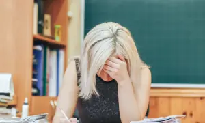 Nauczyciel krzyczy? Poznaj prawa ucznia i reaguj skutecznie!
