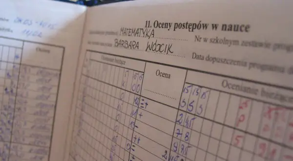 Czy każdą ocenę można poprawić? Sprawdź, co mówi statut szkoły