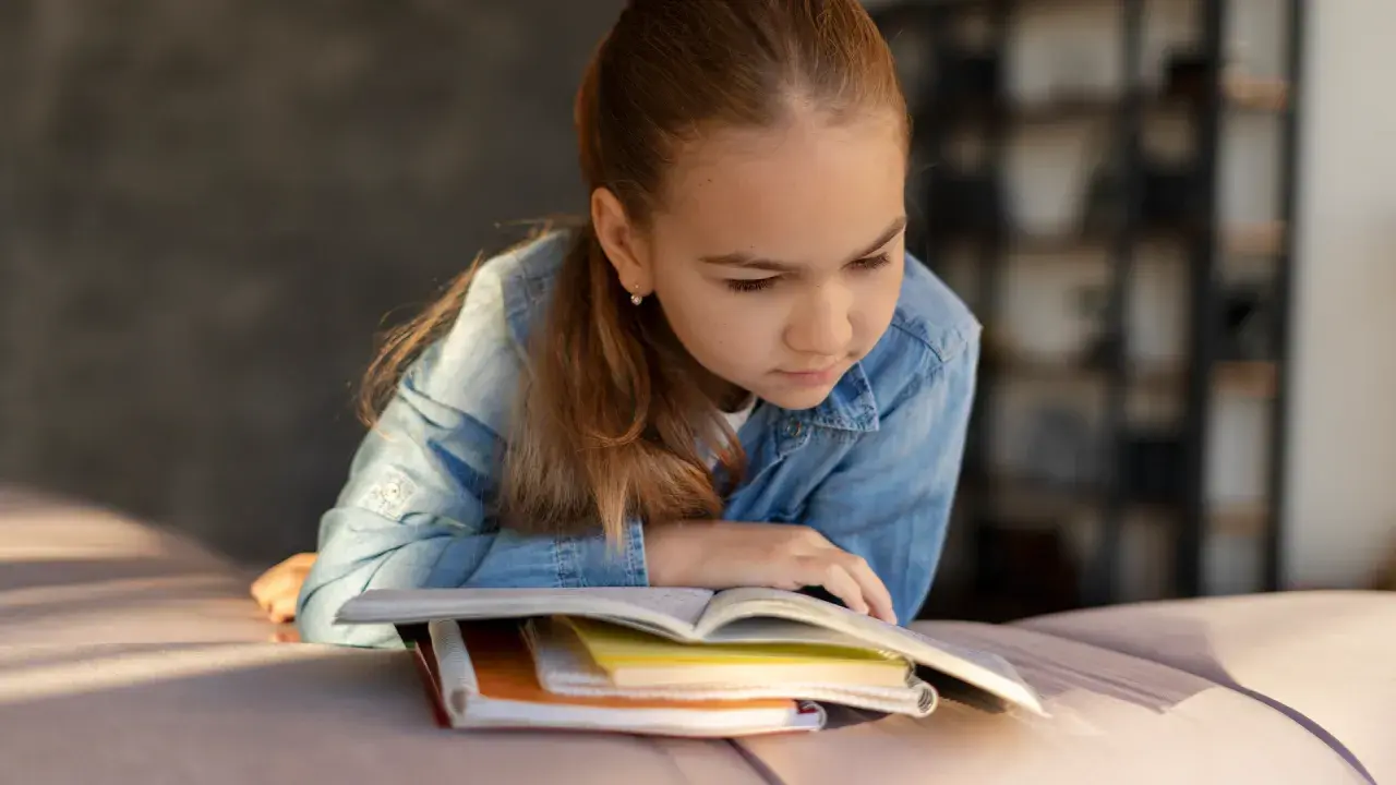 Dysleksja rozwojowa: Jak rozpoznać i mądrze wspierać dziecko?