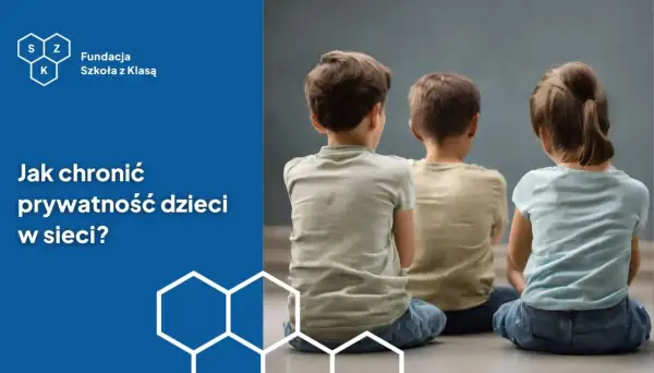 Trójka dzieci siedzi tyłem do widza. Grafika porusza temat sharentingu i ochrony prywatności w sieci.